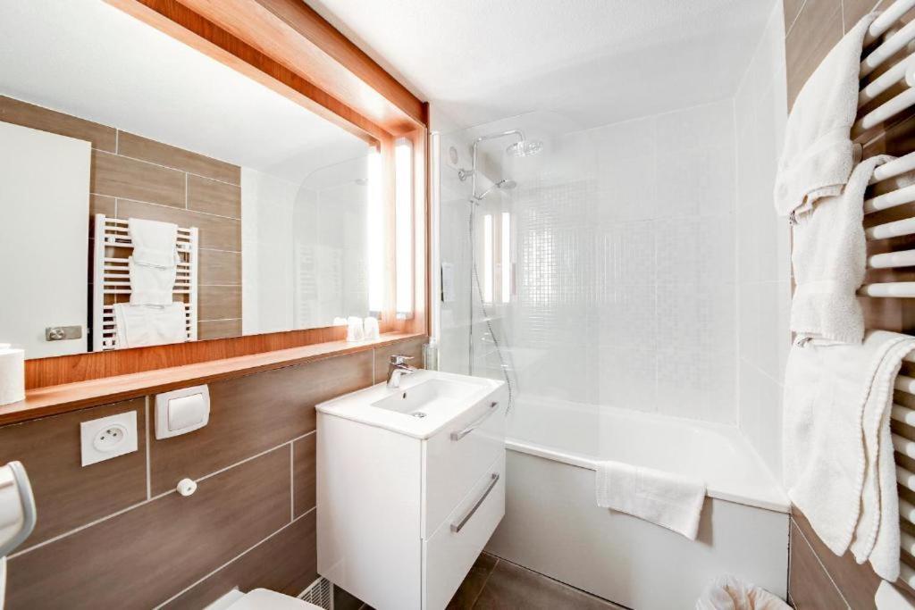 Brit Hotel Confort Nancy Люневиль Экстерьер фото