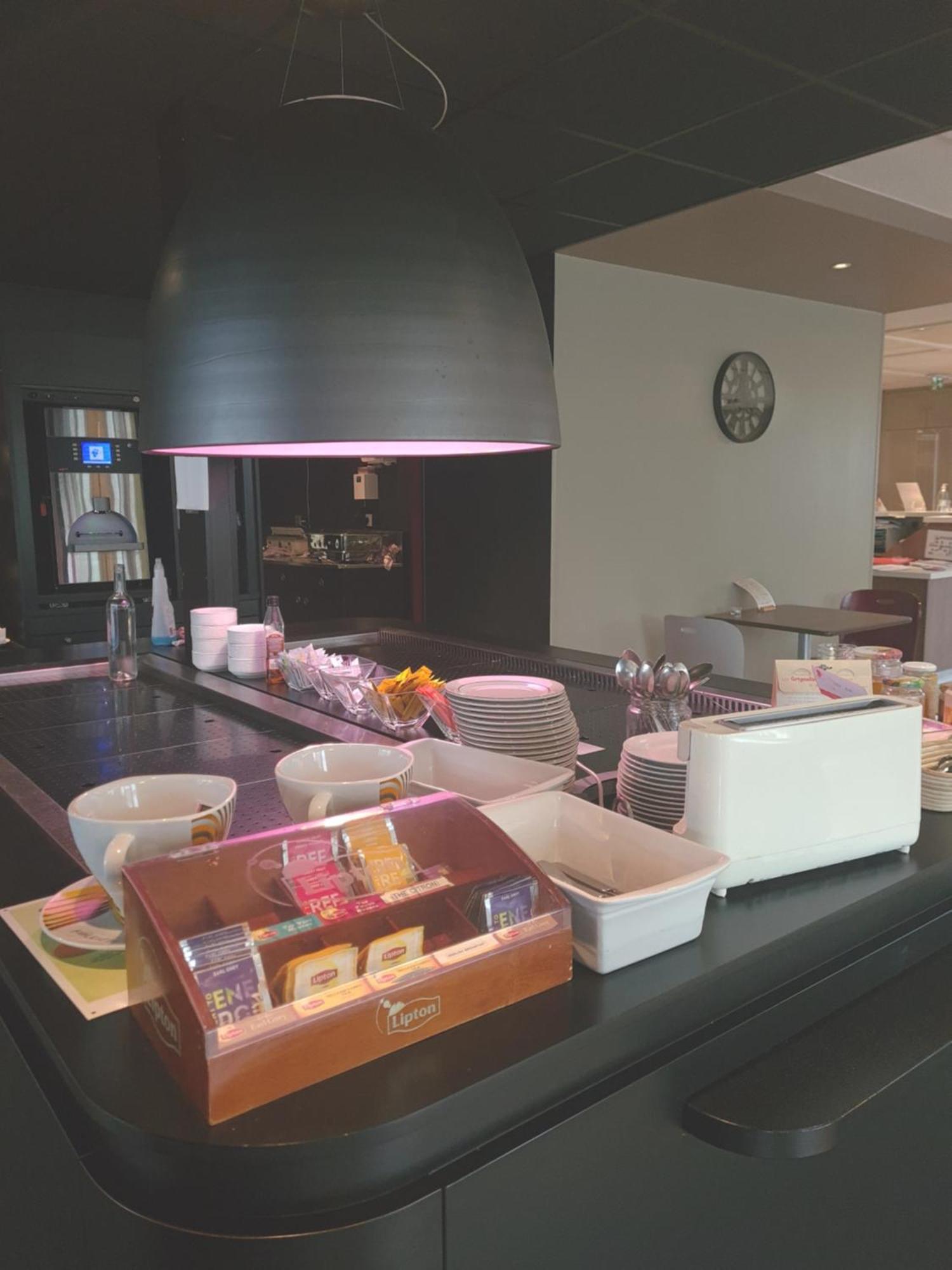 Brit Hotel Confort Nancy Люневиль Экстерьер фото