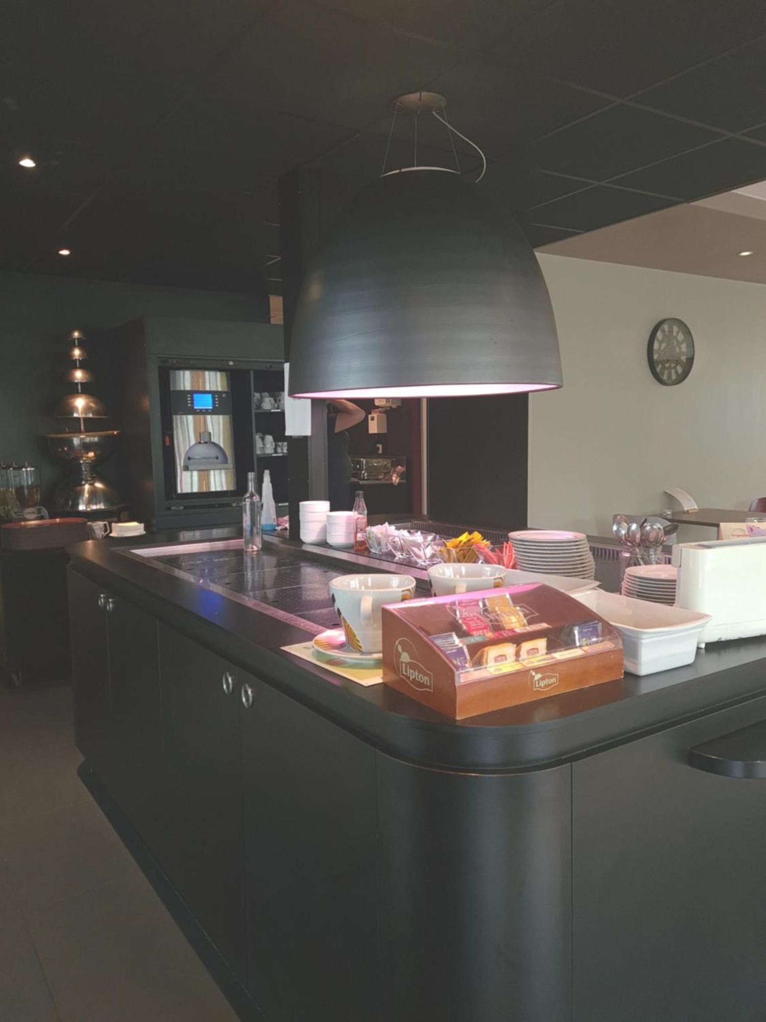 Brit Hotel Confort Nancy Люневиль Экстерьер фото