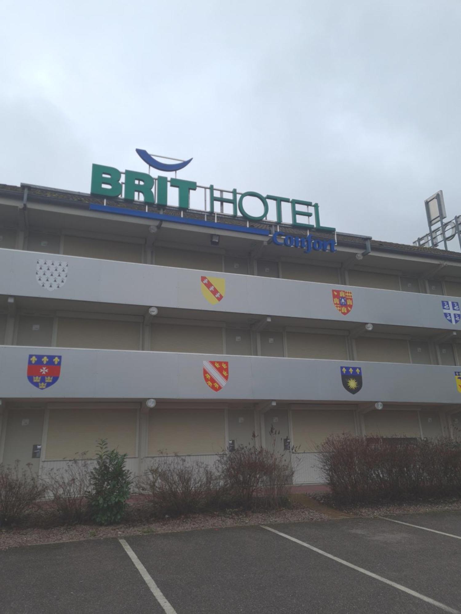 Brit Hotel Confort Nancy Люневиль Экстерьер фото